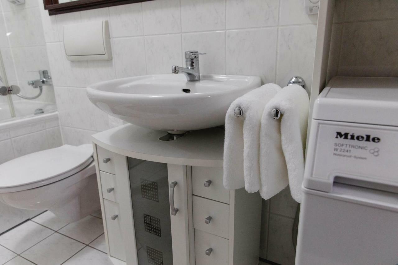 Luxury Flat Between Cologne And Bonn And Phantasialand Bruhl Wesseling Exteriör bild